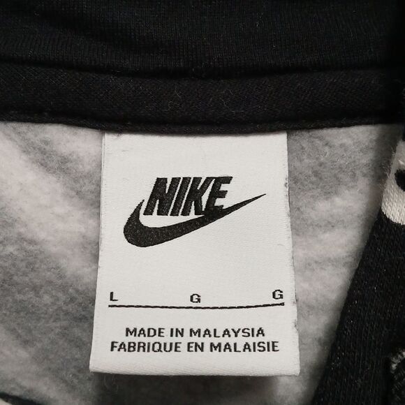 Nike black white logo sweatshirt hoodie  trendy casual  super soft Sz L NWOT - Picture 6 of 6